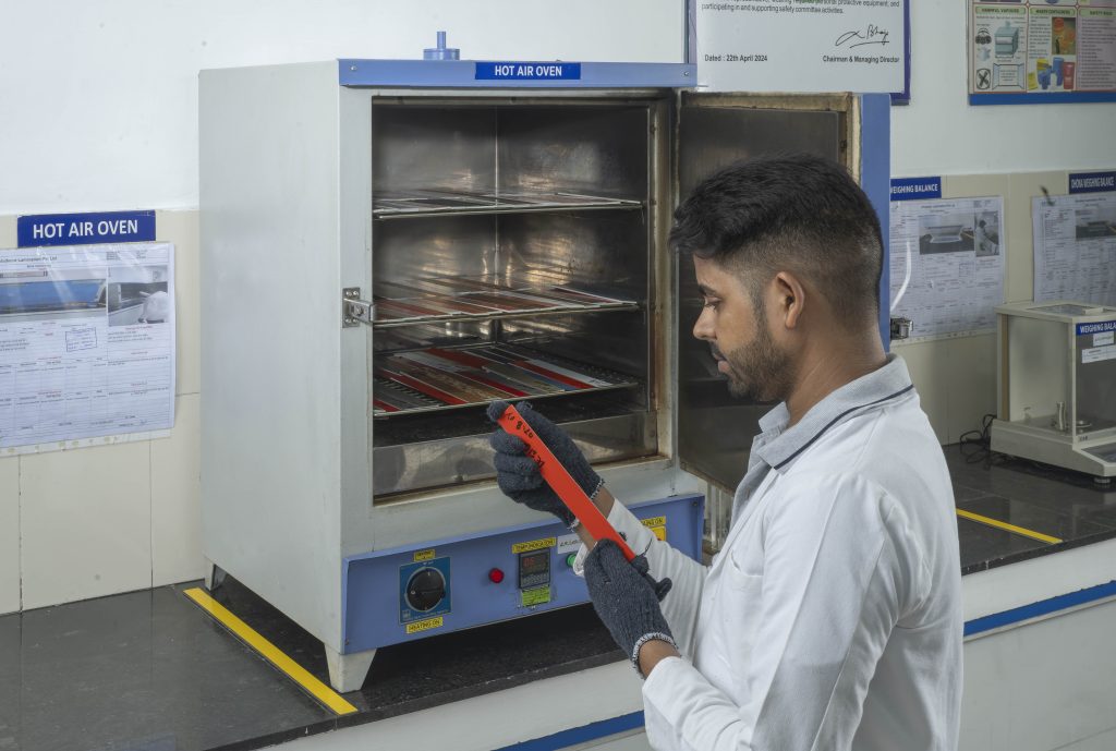 HOT AIR OVEN TESTING MACHINE